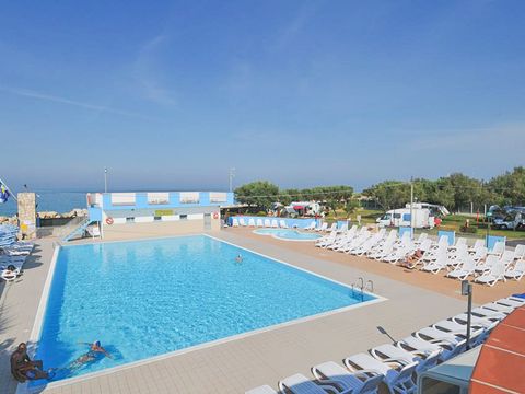 Roseto degli Abruzzi Easy Camping Village - Camping Teramo
