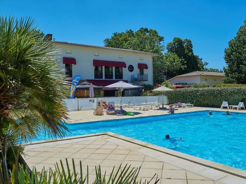 Résidence Château de Salles - Camping Gironde