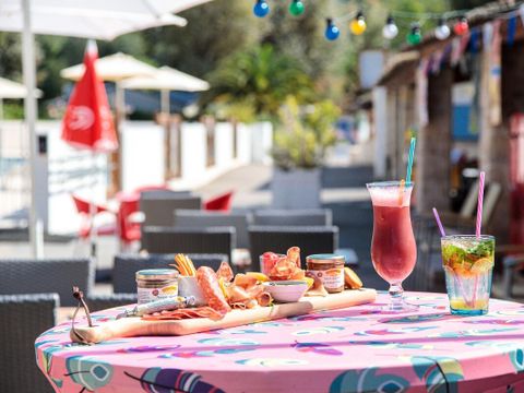 Camping  Au Vallon Rouge - Alpes-Maritimes