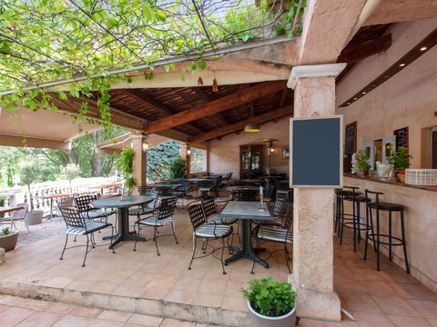 Camping le Domaine de Chanteraine   - Var