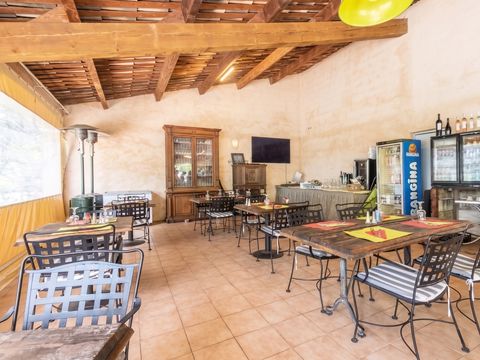 Camping le Domaine de Chanteraine   - Var
