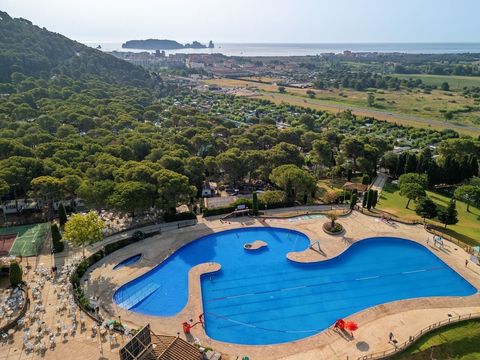 Camping Castell Montgri - Girona