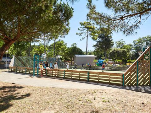 Camping Siblu Le Bois Dormant - Funpass inclus - Vendée
