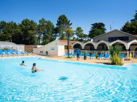 Camping Siblu Le Bois Dormant - Funpass inclus - Vendée