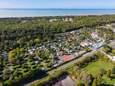 Camping L'Abri des Pins - Vendée - Afbeelding N°2