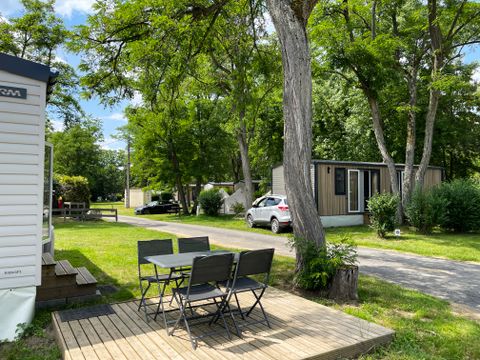Camping Les Portes de Sancerre - Cher - Afbeelding N°2