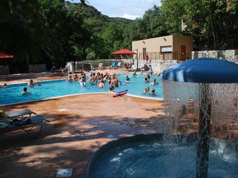Camping Domaine Des Blachas - Ardèche