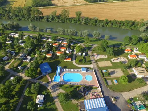 Camping Les Bords de Loue - Jura - Afbeelding N°0