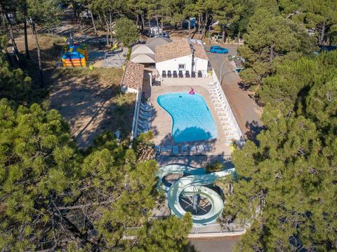 Camping La Pinède en Provence - Vaucluse - Afbeelding N°0