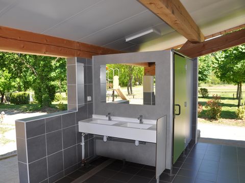 Camping Lou Rouchetou - Ardèche