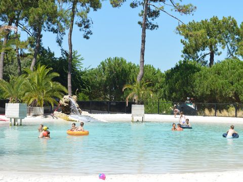 Camping Les Pins d'Oléron  - Charente-Maritime