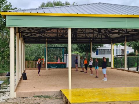Camping Le Garillon - Aube - Afbeelding N°4