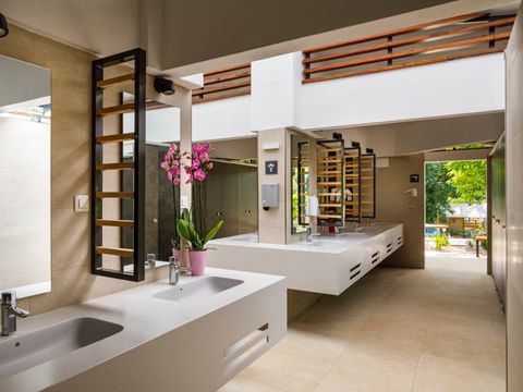 product_property.services