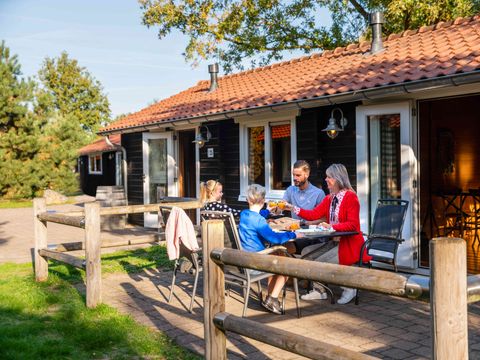 Attractie- & Vakantiepark Slagharen - Camping Hardenberg - Afbeelding N°0