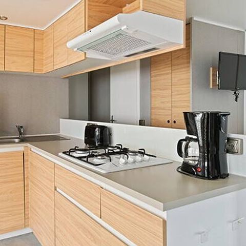 Stacaravan 6 personen - Mobile-home | Premium | 3 slaapkamers | 6 pers. | Verhoogd terras | 2 badkamers | Airconditioning.