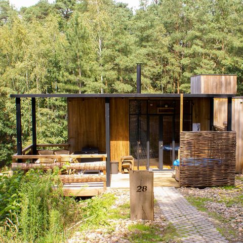 UNIEKE ACCOMMODATIE 5 personen - Tiny house Watercabin met hottub