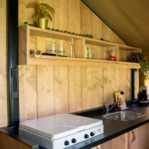 Safaritent 4 personen - Lake Lodge incl. sanitair