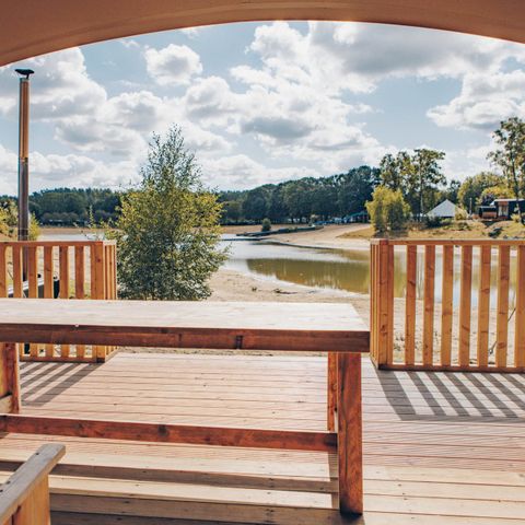 Safaritent 4 personen - Glamfield Lodge Deluxe met hottub