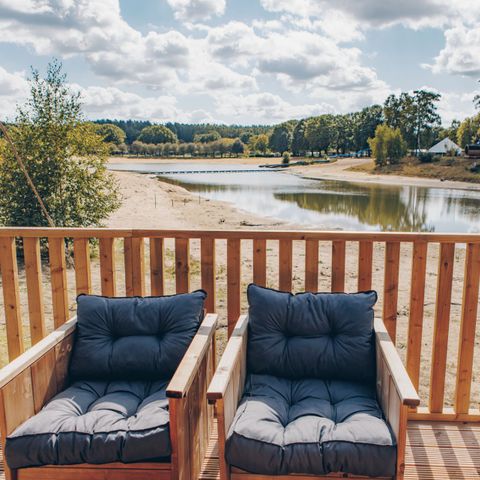 Safaritent 4 personen - Glamfield Lodge Deluxe met hottub