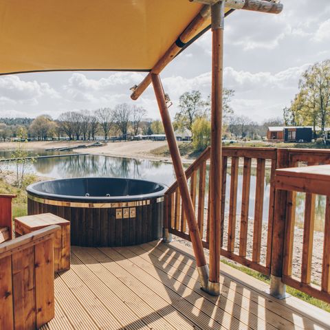 Lodge 6 personen - Glamfield Premium met hottub