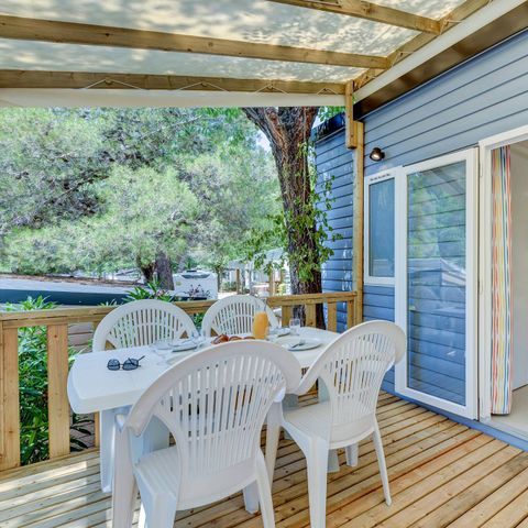 Stacaravan 6 personen - Premium | 3 slaapkamers | 6 pers. | Terras Lounge | Airconditioning