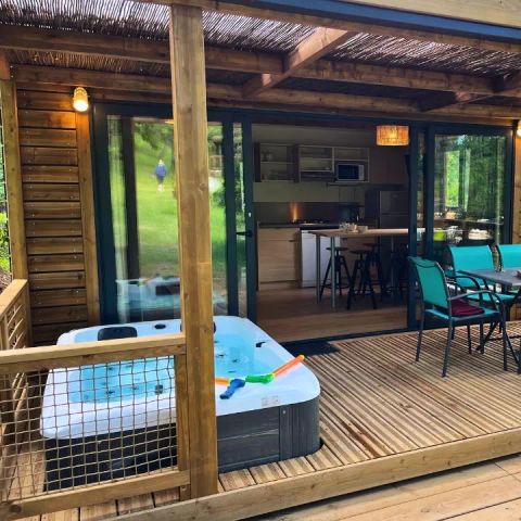 Stacaravan 5 personen - Cottage Pantaïa 3 Kamers 5 Personen Airconditioning + TV + Jacuzzi