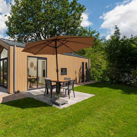 LODGE 4 personen - Tiny met Hottub