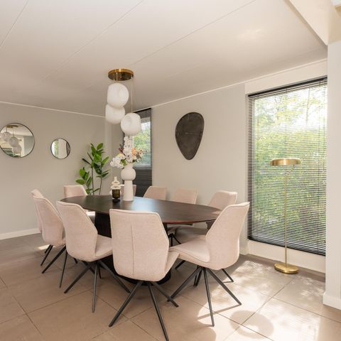 Groepsaccommodatie 12 personen - Villa met Hottub