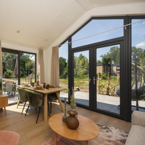 LODGE 4 personen - Tiny met hottub  | 2 + 2 personen