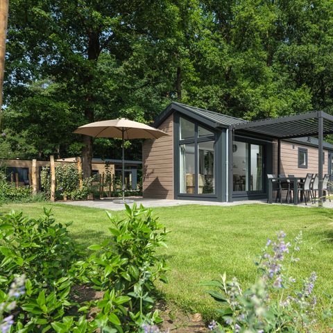 Lodge 6 personen - Doornenburg Lodge Comfort met Hottub & Sauna 