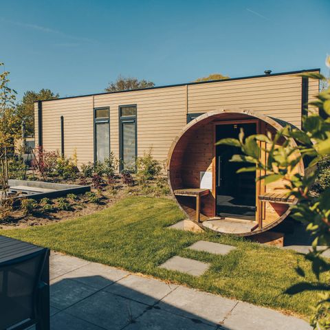 Lodge 4 personen - Loevestein Deluxe met Hottub & Sauna