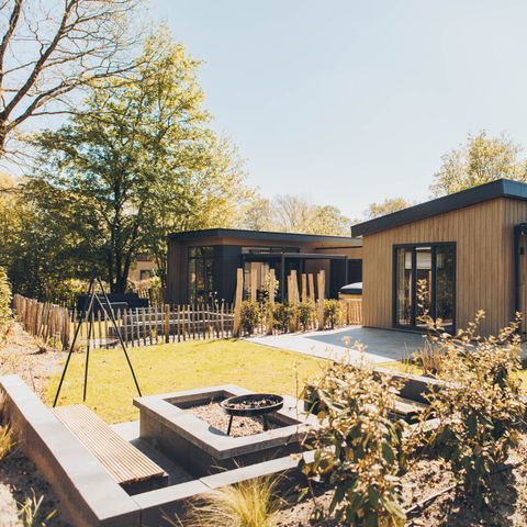 Lodge 5 personen - Loevestein Deluxe met Hottub