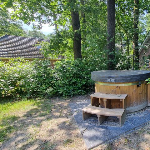 Bungalow 6 personen - Vennenhof Wellness met hottub