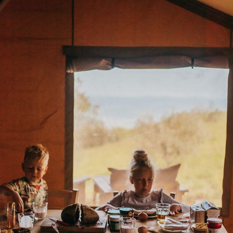 Safaritent 6 personen - incl. sanitair