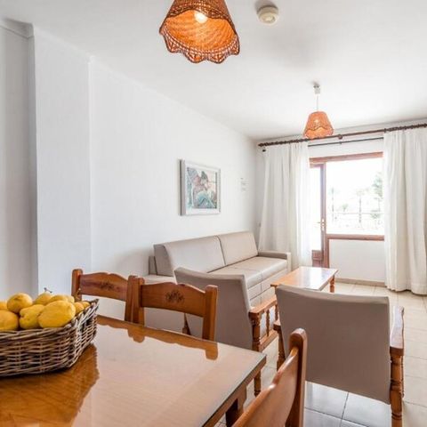 Appartement 6 personen - 5 volwassenen + 1 kind (onder 15 jaar) - 2 slaapkamers - Uitzicht op zee