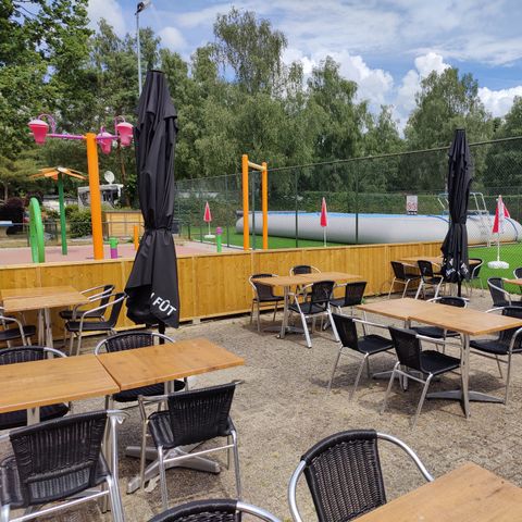 STAANPLAATS - Kampeerplaats met electriciteit