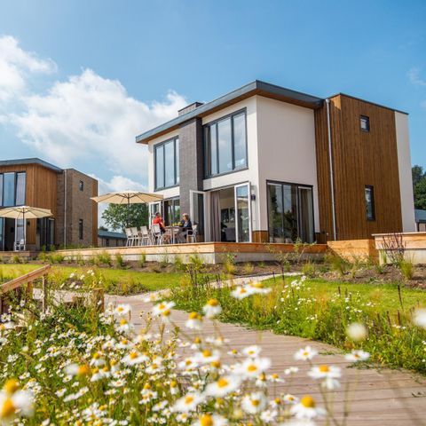 VAKANTIEHUIS 8 personen - Maas Villa Waterzicht