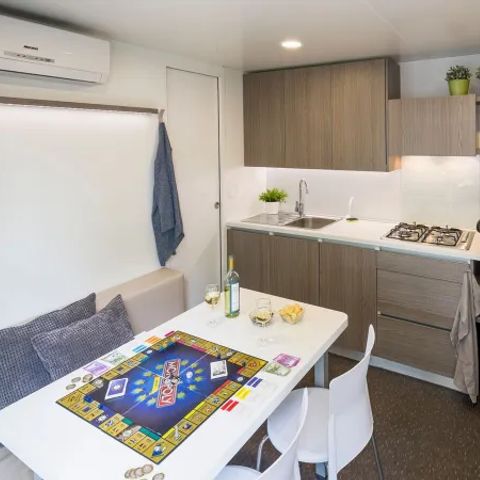 Stacaravan 6 personen - Premium Lounge Compact met 3 slaapkamers