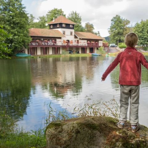 Europe Tents Domaine des Messires - Camping Vogezen - Afbeelding N°4