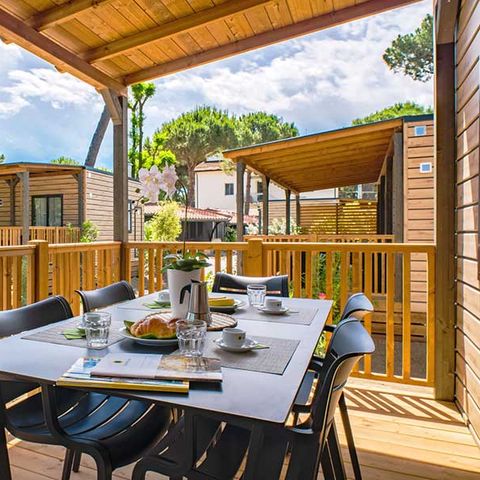 Stacaravan 6 personen - Lodge Deluxe Familie