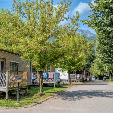 Bungalow 6 personen - Mobile-home | Comfort | 2 Slaapkamers | 4/6 Pers. | Verhoogd terras | 1 Badkamer | Airconditioning.