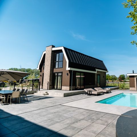 Groepsaccommodatie 10 personen - Villa Watergloed