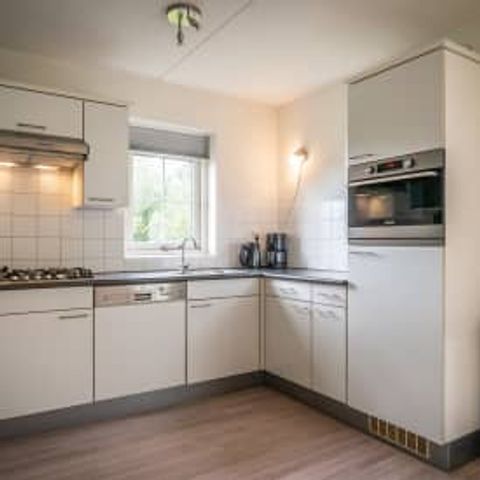 Bungalow 6 personen - F