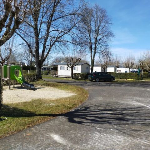 Camping L'Échapée Verte - Cantal - Afbeelding N°5