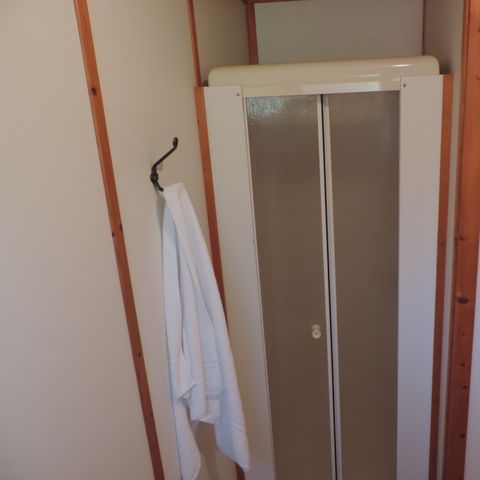 Chalet 6 personen - Chalet in HARMONIE met de natuur - 31m² - 2 kamers met uitzicht op de rivier