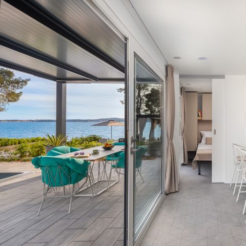 Stacaravan 4 personen - Luxe Vakantiehuis met privé zwembad