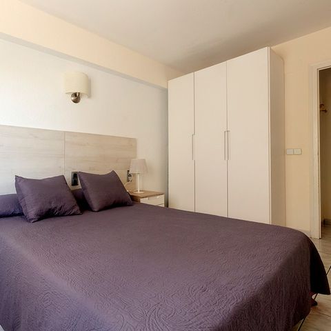 Appartement 5 personen - 2-slaapkamerappartement - 4 volwassenen + 1 kind (onder 12) of 5 volwassenen