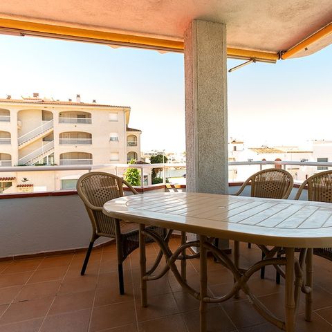 Appartement 5 personen - Appartement met 2 slaapkamers - 4 volwassenen + 1 kind ( - 12 jaar) of 5 volwassenen - Ruim