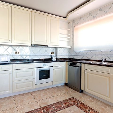 Appartement 5 personen - Appartement met 2 slaapkamers - 4 volwassenen + 1 kind ( - 12 jaar) of 5 volwassenen - Ruim