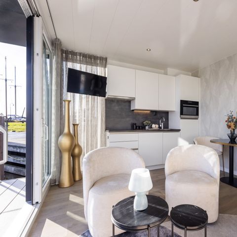 UNIEKE ACCOMMODATIE 4 personen - Luxe overnachten op het water in Friesland